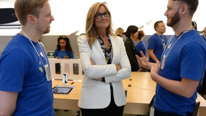 Angela Ahrendts
