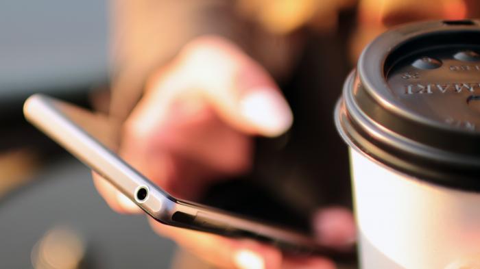 Bochumer und New Yorker Forscher decken Sicherheitslücken in LTE auf
