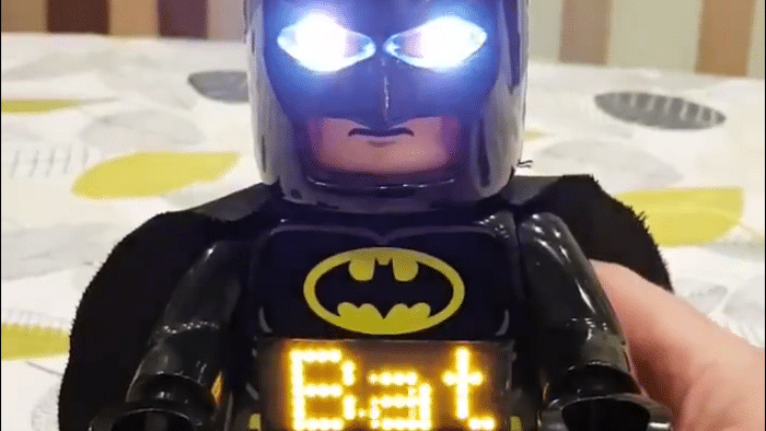 Lego-Batman mit Raspi statt Uhr