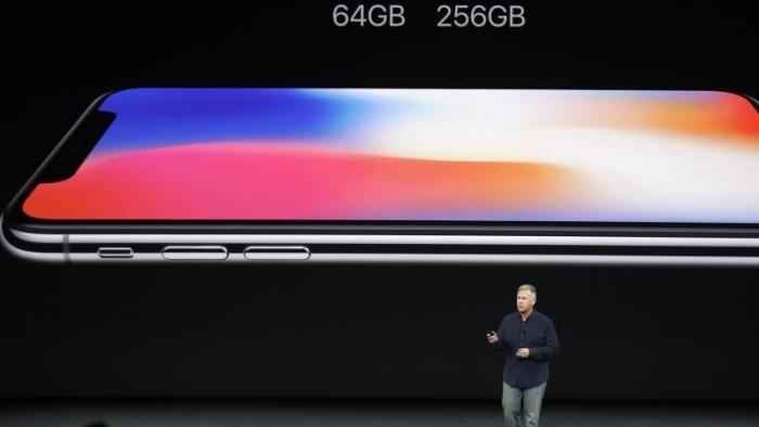 iPhone X