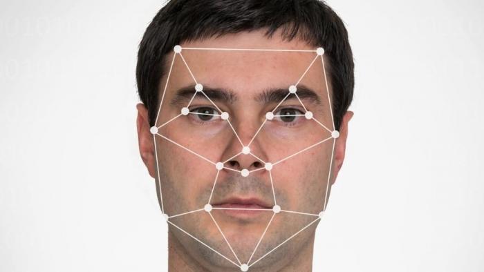 Face Unlock: Handys von Sony und Nokia lassen sich mit Portraits entsperren