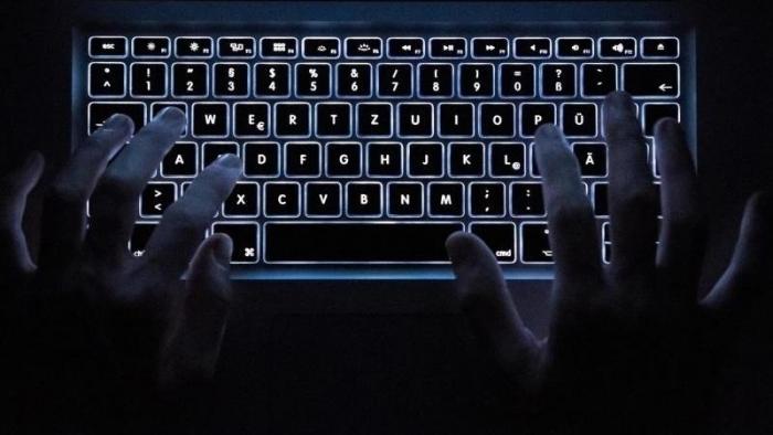 IT-Sicherheitsgesetz 2.0: Seehofer will Betrieb von Darknet-Foren und Doxxing schwer bestrafen