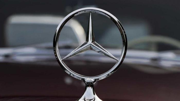 Daimler muss Tausende Diesel zurückrufen – Scheuer kritisiert 