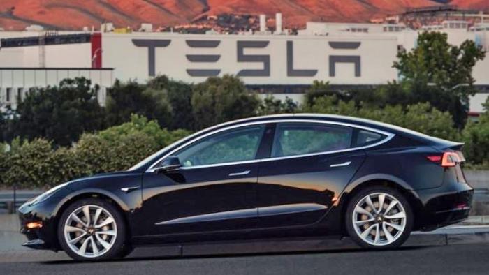Tesla Fabrik