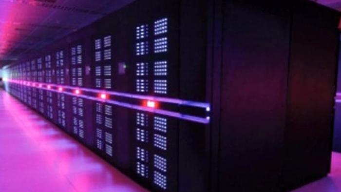 Supercomputer
