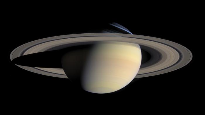 Der Saturn und seine markanten Ringe
