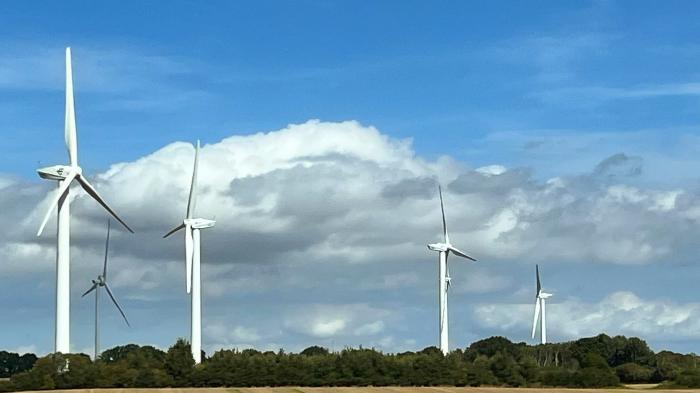Windräder in Ost-Holstein.