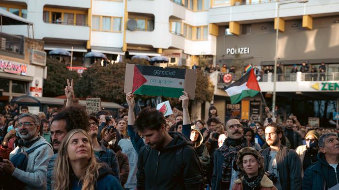 Palästina-Solidaritätsdemo auf dem Berliner Oranienplatz im Oktober 2023.