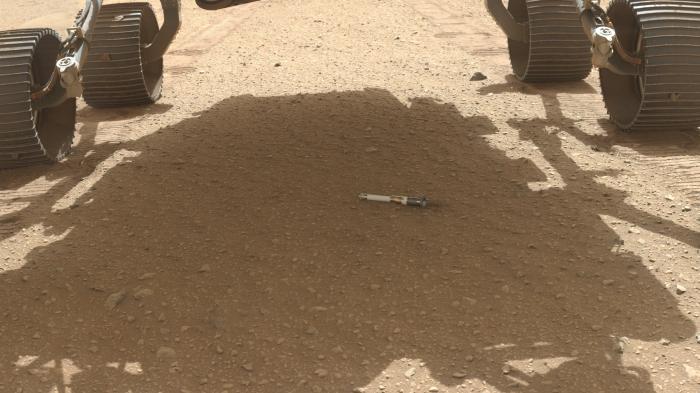 Behälter unter dem Rover PErseverance