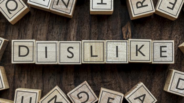 Buchstaben Dislike