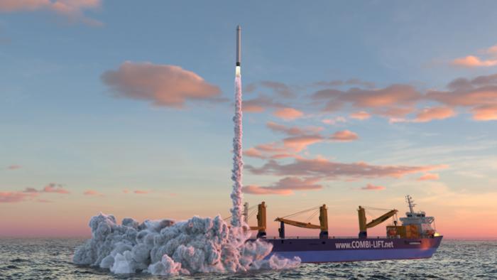 Rakete startet von einem Schiff