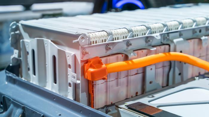 Lithiumbatterie-Paket und Stromleitungen für Elektrofahrzeuge