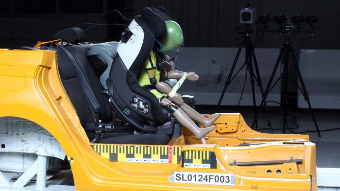 Kindersitze Crashtest