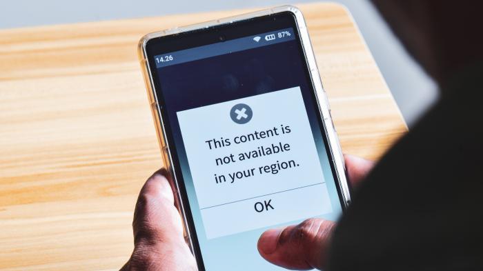 Smartphone mit einem Hinweis 