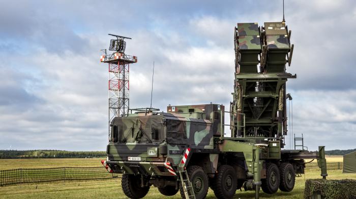 Militärisches Mobile Mim-104 Patriot Surface-to-Air Missile Sam System. Deutschland 