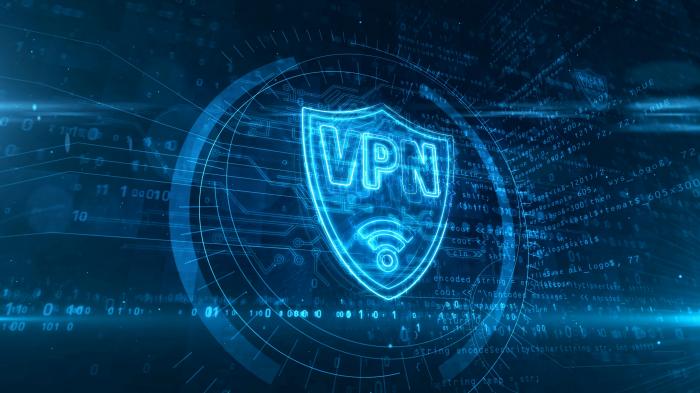 Ein stilisiertes VPN-Symbol mit einem WLAN-Symbol darin, umgeben von digitalen Schaltkreisen und Code.