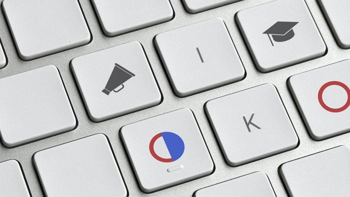 Tastatur mit Buchstaben K und I sowie Doktorhut, Flüstertüte sowie Verbotsschild und halb verboten, halb erlaubt