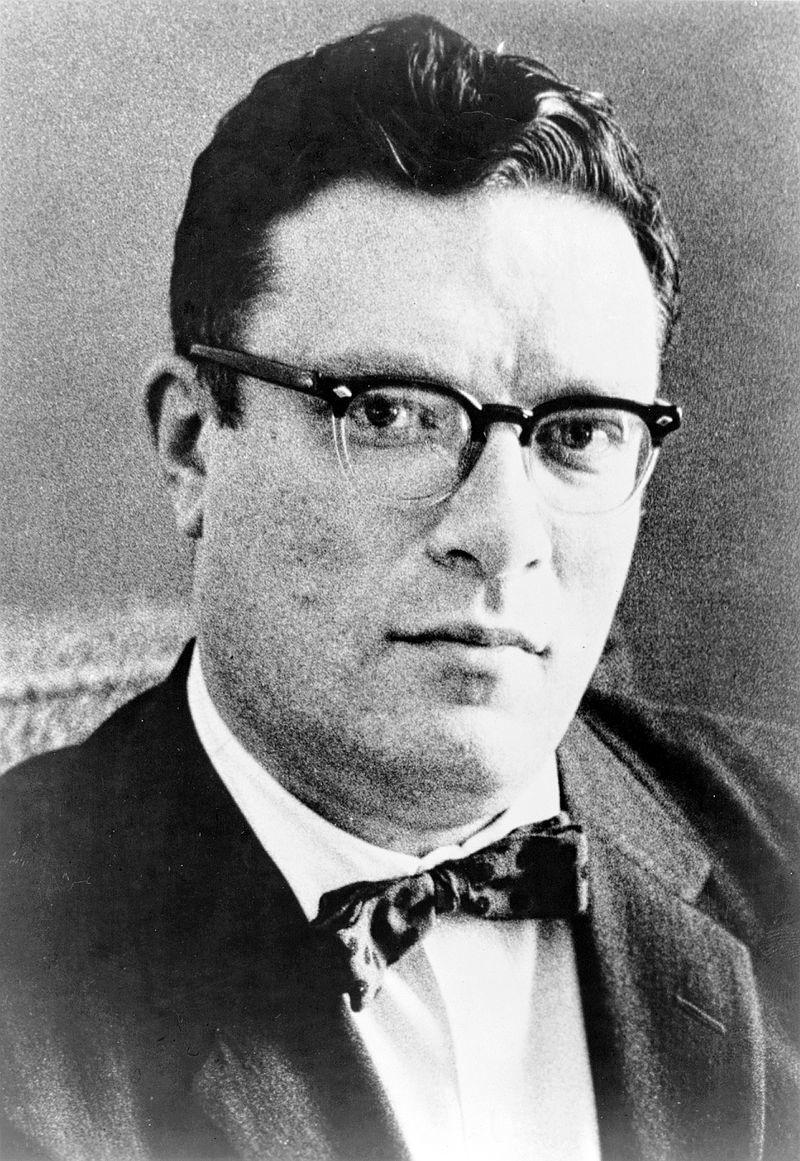 Isaac Asimov zählt zusammen mit Arthur C. Clarke und Robert A. Heinlein zu den "Großen Drei" der Science-Fiction-Literatur.