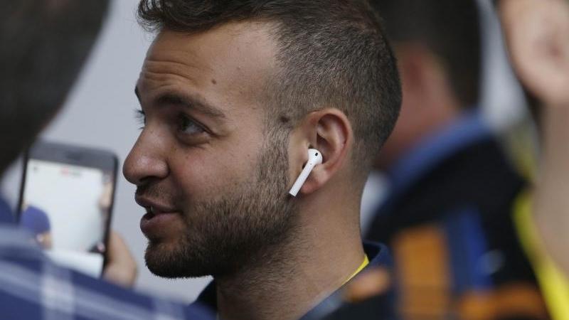 Tipp Iphone Mit Zwei Paar Airpods Verbinden Heise Online Tipp Iphone Mit Zwei Paar Airpods Verbinden Heise Online